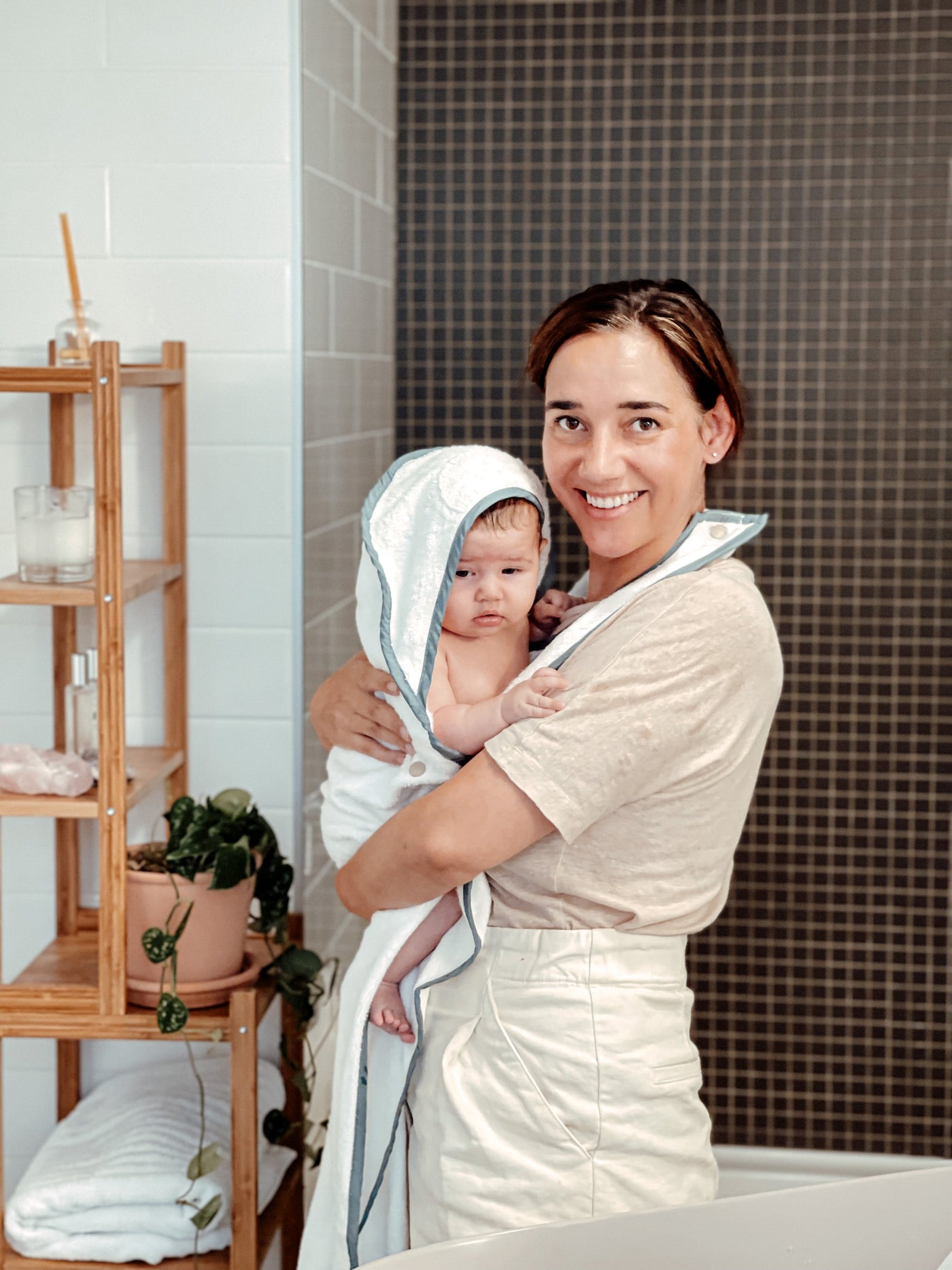 BABY TOWEL - GREY